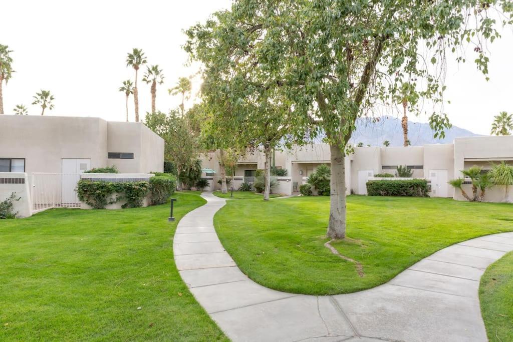 Desert Princess Villa Palm Springs Area Cathedral City Exterior photo
